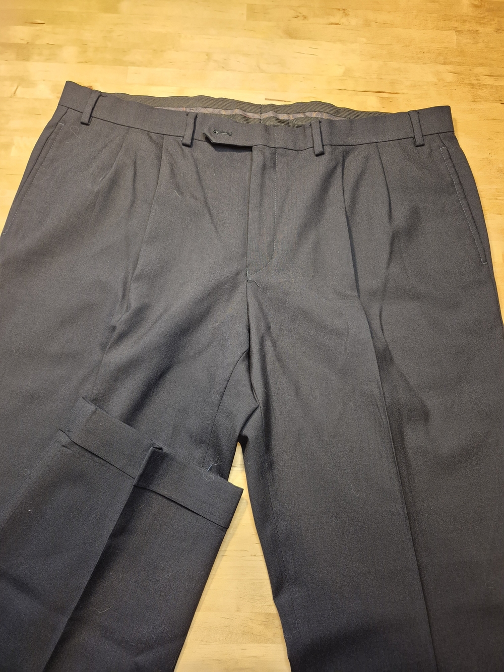 Lauren Ralph Lauren Men's Pleated Dress Pants in Dark Gray